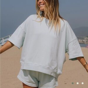 NWT Daily Drills Cropped Sleeve Crew and Super Short Set - M/L